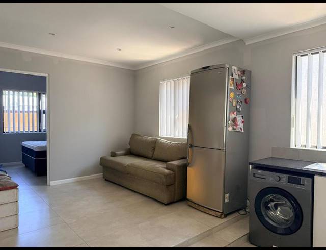 2 BEDROOM PROPERTY TO RENT IN BOSTON